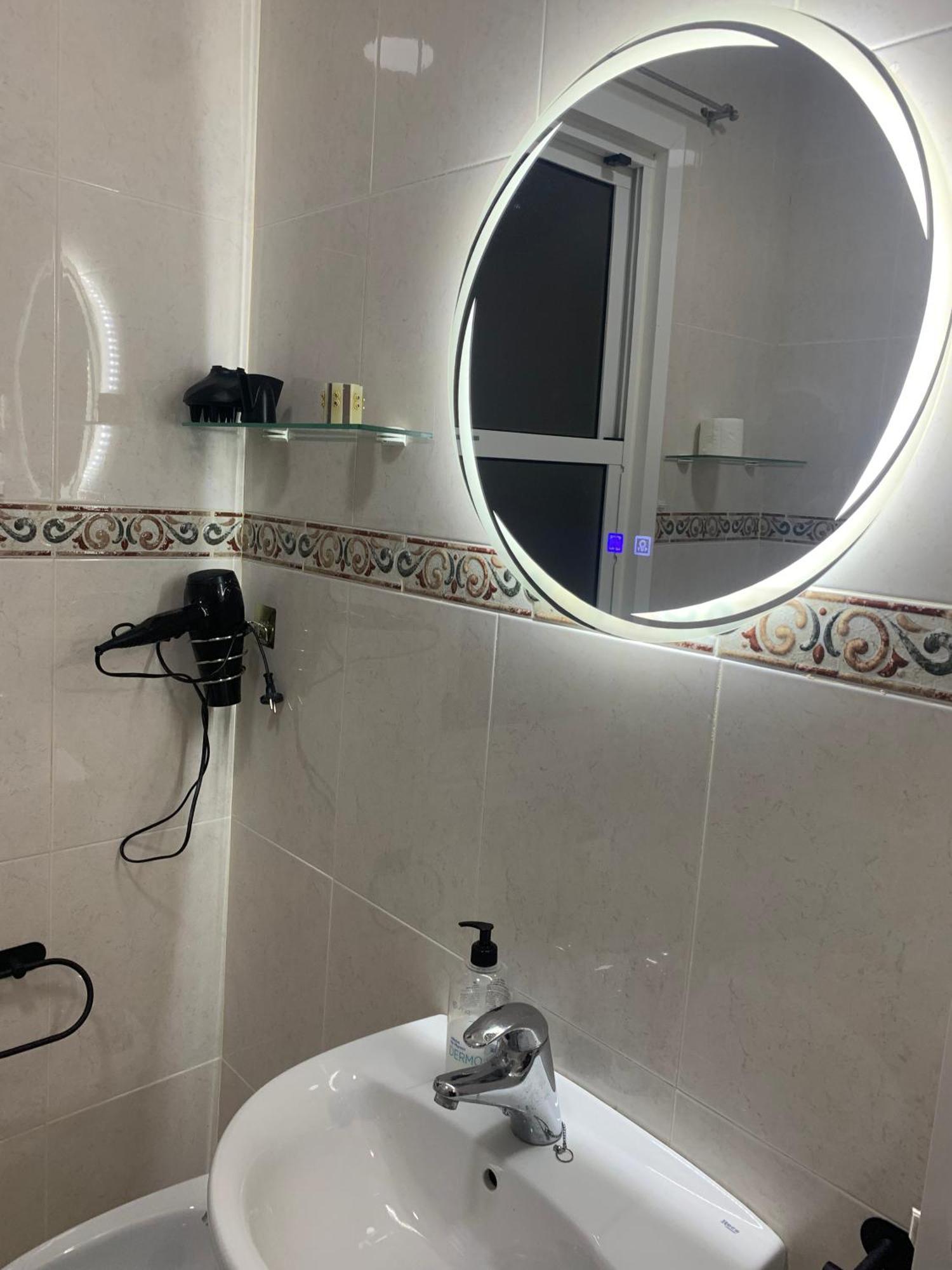 Apartamento Centrico A 1Km De La Playa. ポンテデウメ エクステリア 写真
